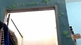 i saw indonesian girl bathing on webcam