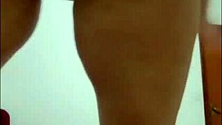 comi o cu da loira gostosa de langerie branca de manh� cedo ela senta de mais