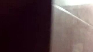 i saw indonesian girl bathing on webcam