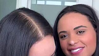 Asiática Gostosa Chama Sua Amiga Para Ménage Com Namorado Negro - Facial - Interracial - Lina Nakamura -gi Paes - John Coffee