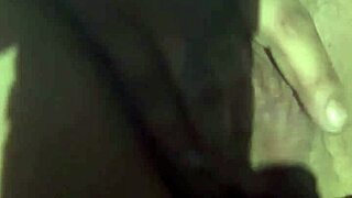 redphoenix gets wet and squirts