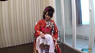 lovely geisha asian babe flashes cunt and gets pussy rub