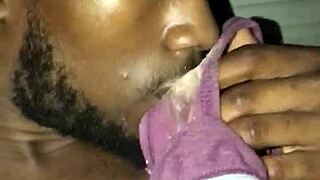 i admire yanna mosley's panties in this photoshoot