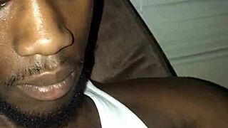 i admire yanna mosley's panties in this photoshoot