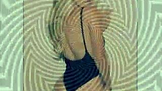 Erotic 30 Mistress Lisa Trigger Implement