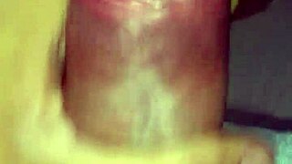 i'm stimulatin my penus so good