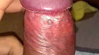 i'm stimulatin my penus so good