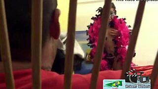 Deu Para O Baixinho Dono Do Buteco Da Esquina Vídeo Completo No Xvideos Red