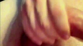 this is the type of exclusive video i make for my subscribers, but i stutter