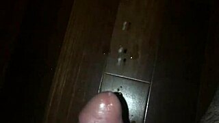 Trim 9805c265-b30b-427e-81a4-7ec7ffdcf4b1 Mov