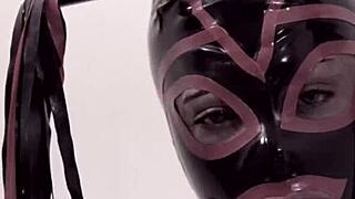 Ebony Shemale In Latex