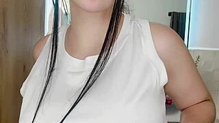 Beautiful Latina Masturbates Intensely In Hotel Room