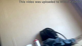 latina bimbo enjoys deepthroat session