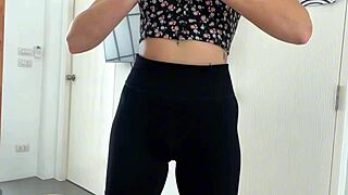 i love making him sniff my feet so much 😍