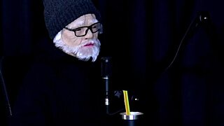 Veja a entrevista safada cheia de putaria com a Tiffany Rocha e o vovô Moai no Porn Cast Brazil - parte 1