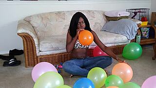 watch me blow up balloons