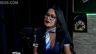 Veja a entrevista safada cheia de putaria com a Tiffany Rocha e o vovô Moai no Porn Cast Brazil - parte 1