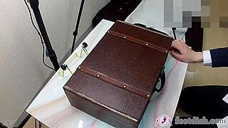 Feetdish Volume 2 Lilly Secretary Feet Box 6 6