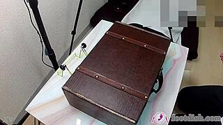 Feetdish Volume 2 Lilly Secretary Feet Box 6 6