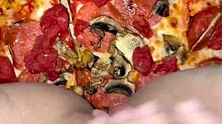 snoewwhite's kinky food fetish masturbation in los angeles