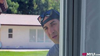 Lexi Luna Milf Peeping Rewarded