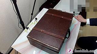Feetdish Volume 2 Lilly Secretary Feet Box 6 6