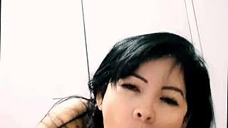 i share the bed with my 18-year-old niece for a hidden moment