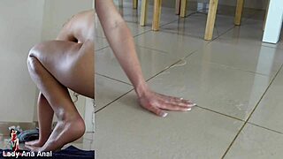 brunette uses super dildo for dracarys deep anal fisting and gaping 😈