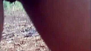 Pequena Caipira Com Uma Bota Velha Foi Pro Canavial Dança Funk E Meter Gostoso