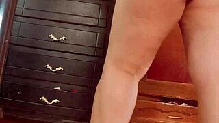 hidden cam recording big assed woman changing clothes in argentinian colombian mexican peruvian style