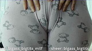 colombian milf spreads her camel toe and masturbates softly