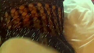 She Wanna Fuck And Record