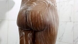 Is she pissing while masturbating in the bath?