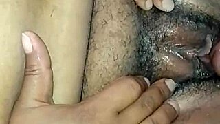 Gordinha Gostosa Metendo Xxx1299255 0682