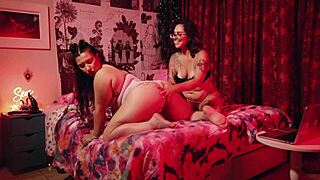 Two big ass girls, one guy, live sex on webcam