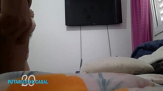 Eating The Crown Hidden From My Parents With Big Cock Close Up And Creampie Action.