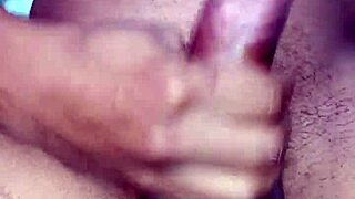 amateur muscular bodybuilder chats casually in homemade video about his physique