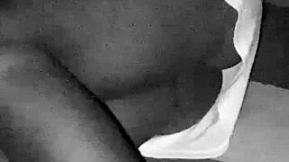 Homemade gosh watching her tight pussy