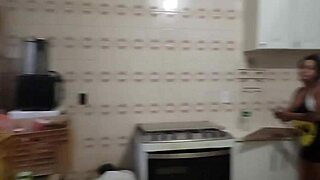 casa nova trolling girlfriend with card game