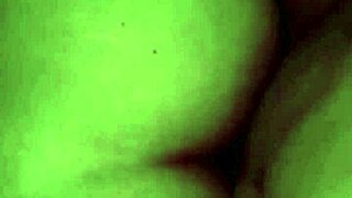 housekeeper divorced and offered her ass to the boss for a raise