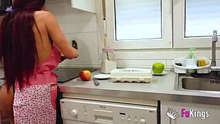 amateur dude gets fed and sexed by crazy mature milf vanesa colombiana. rough and wild in spanish.