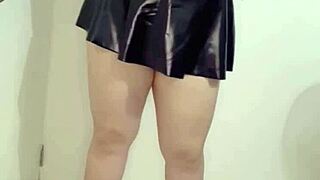 I strip naked, show my big ass and pussy