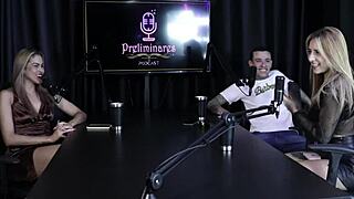 Blonde Yasmin Pariz Demonstrates Moan, Sucks Delicious Cock