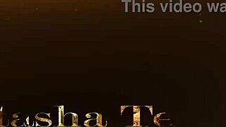 colombian duo stretches big gape