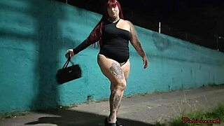 Sabrina Strong's giant tattooed brazilian ass stops traffic outdoors