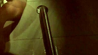 Dahlia Sky pounds pussy hard in steamy shower