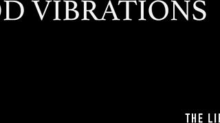 Tanned teen's sweaty gym body quivers fucking vibrating dumbbell to orgasm