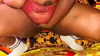 hey babe, shaved lesbian pussies grinding homemade fun