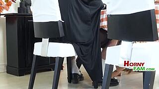 Wanna fuck mommy before thanksgiving feast with the family?