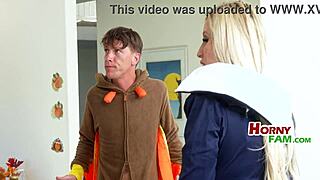 Wanna fuck mommy before thanksgiving feast with the family?